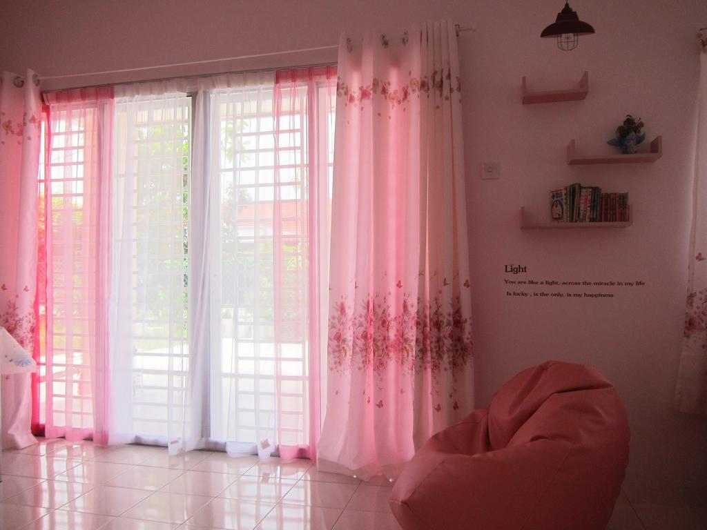 Milu Homestay - Kuala Selangor Dış mekan fotoğraf