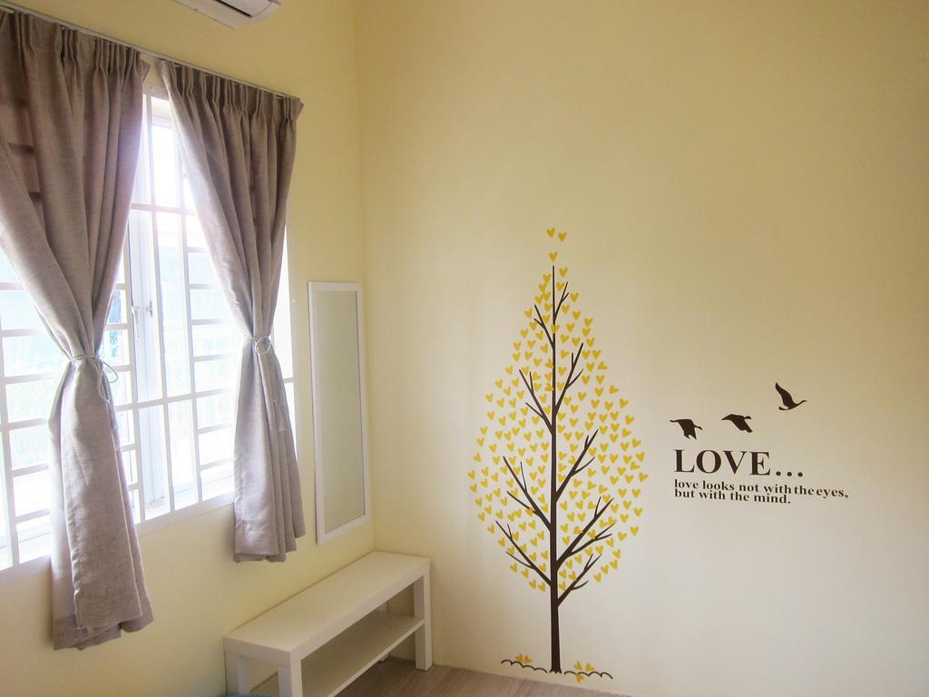 Milu Homestay - Kuala Selangor Dış mekan fotoğraf